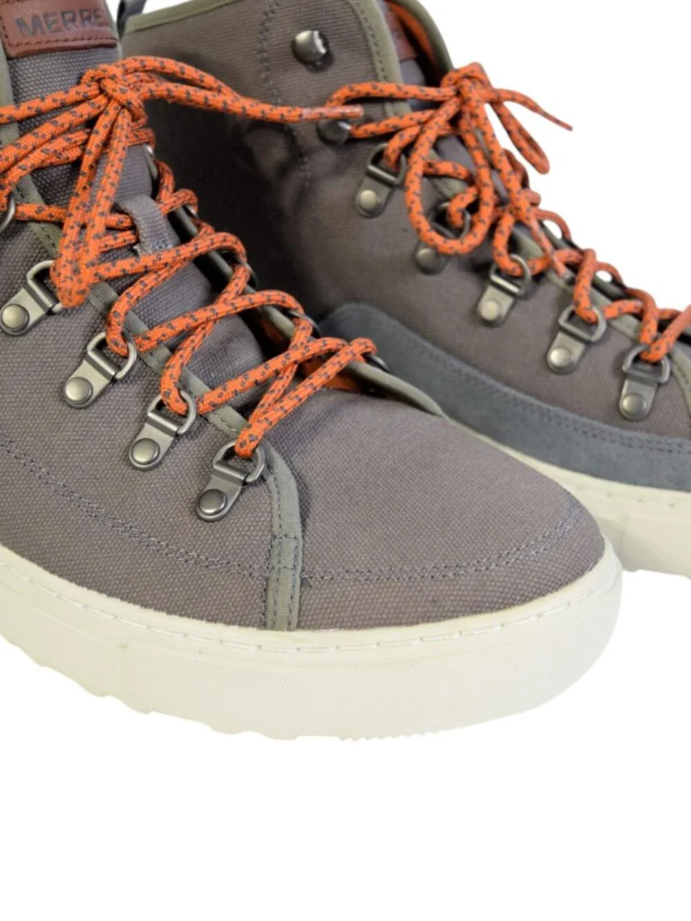 Merrell J71389 Mens 10.5 NWOB Castlerock Gray Canvas Sneaker Chukka Hiking Boots
